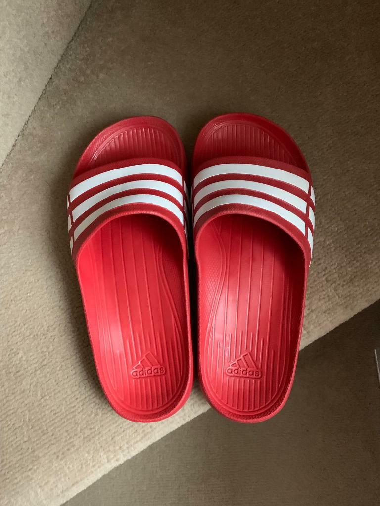 adidas sliders size 6
